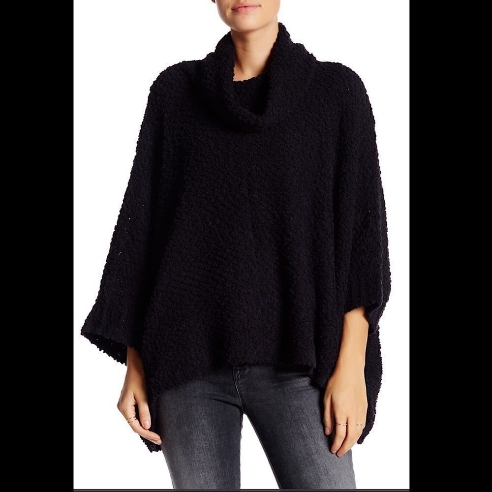 𝅺Romeo & Juliet Couture Cowl Neck Sweater Sz S